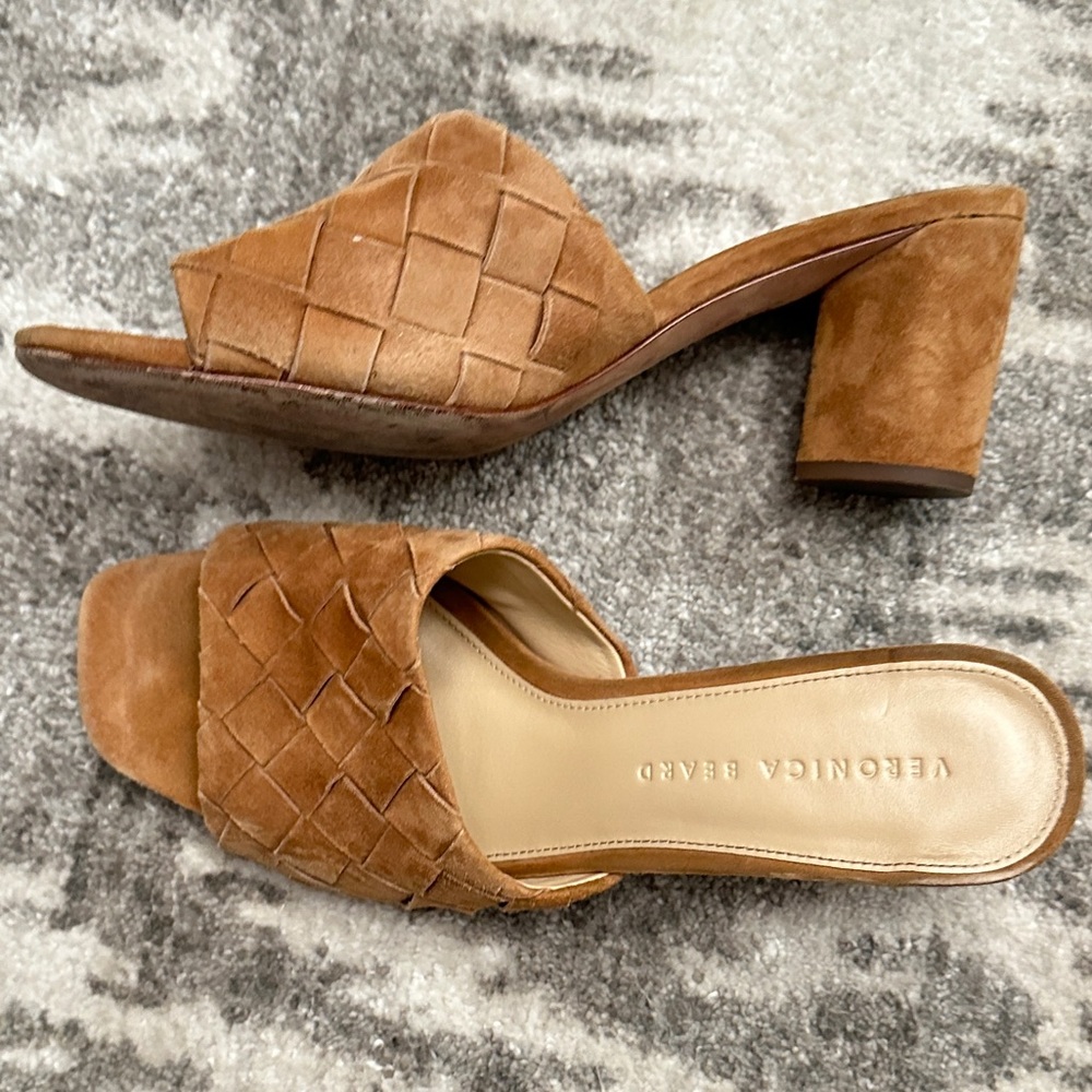 Veronica Beard suede sandals